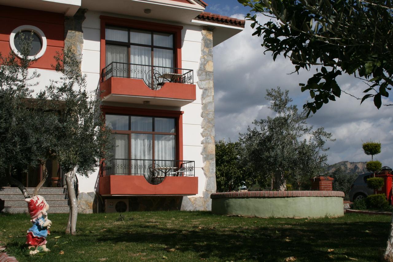 Nysa Hotel Sultanhisar Екстериор снимка